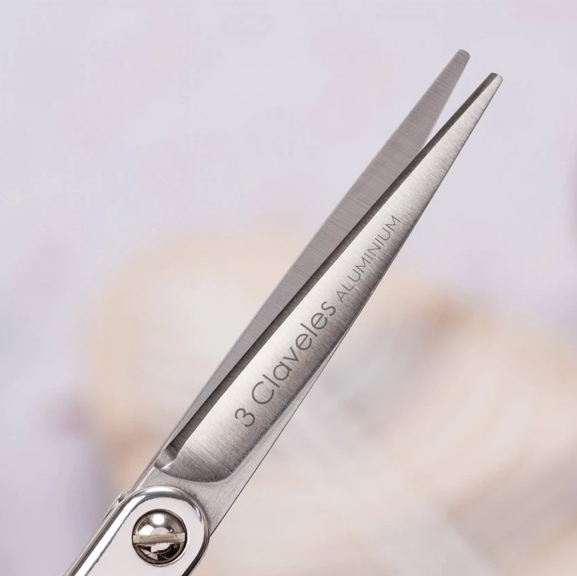 Tijera peluquero Left Dur 5,5" en acero inoxidable 3 Claveles