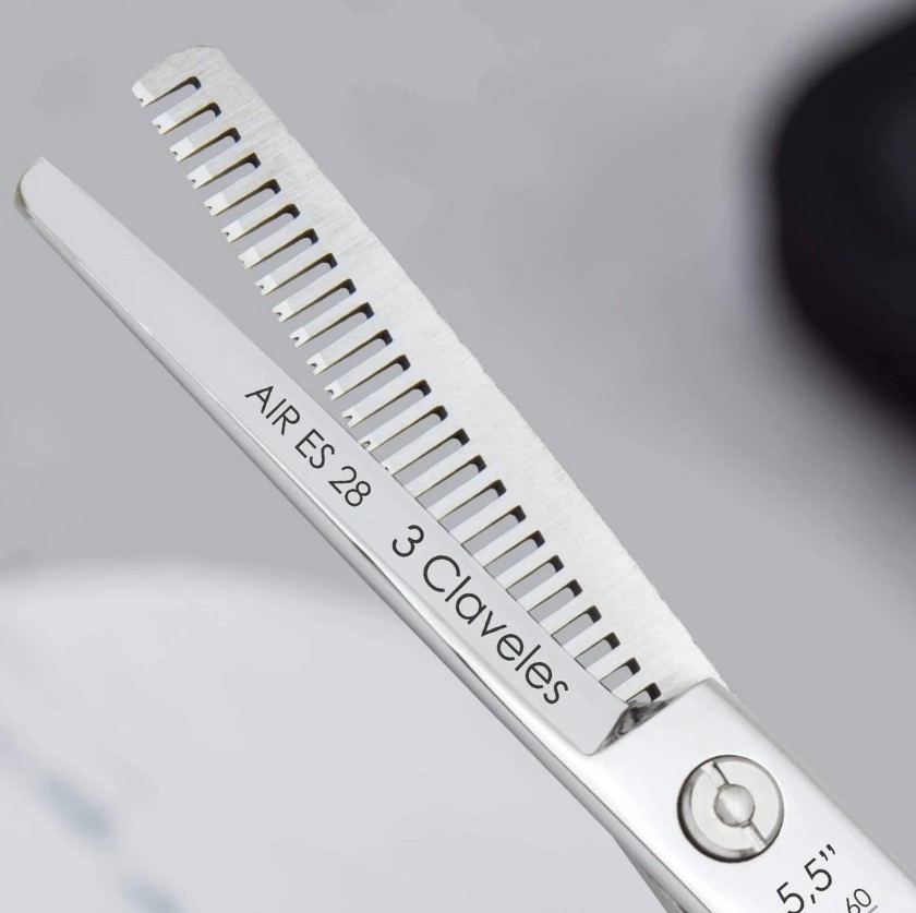 Tijera peluquero Air ES 5.5" en acero inoxidable 3 Claveles