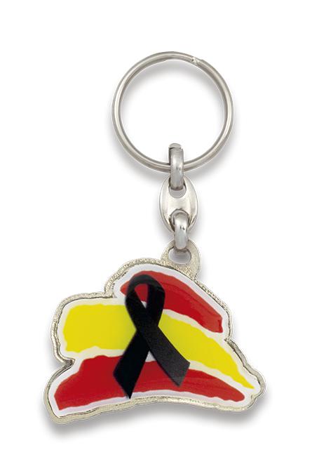 Chaveiro com a bandeira da Espanha e crepe preto