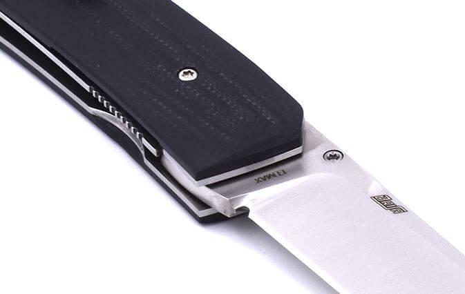 Navaja Brisa Piili con mango de G10 negro