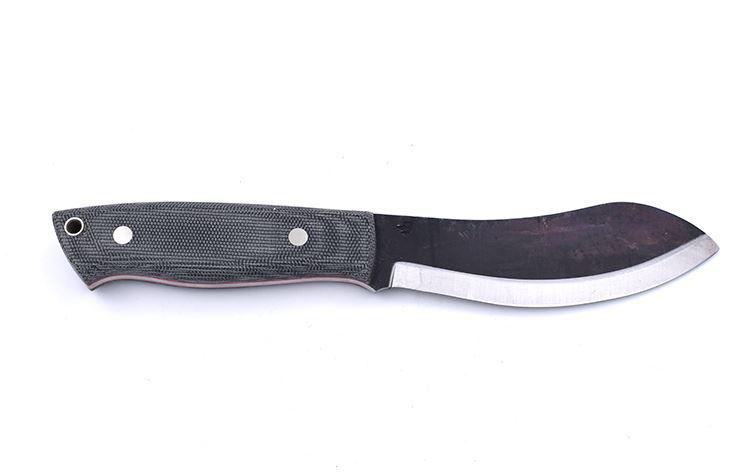 Coltello da caccia Brisa Nessmuk 125 micarta nera e fodero in cuoio