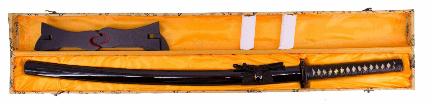 Katana funcional negra con vaina y estuche