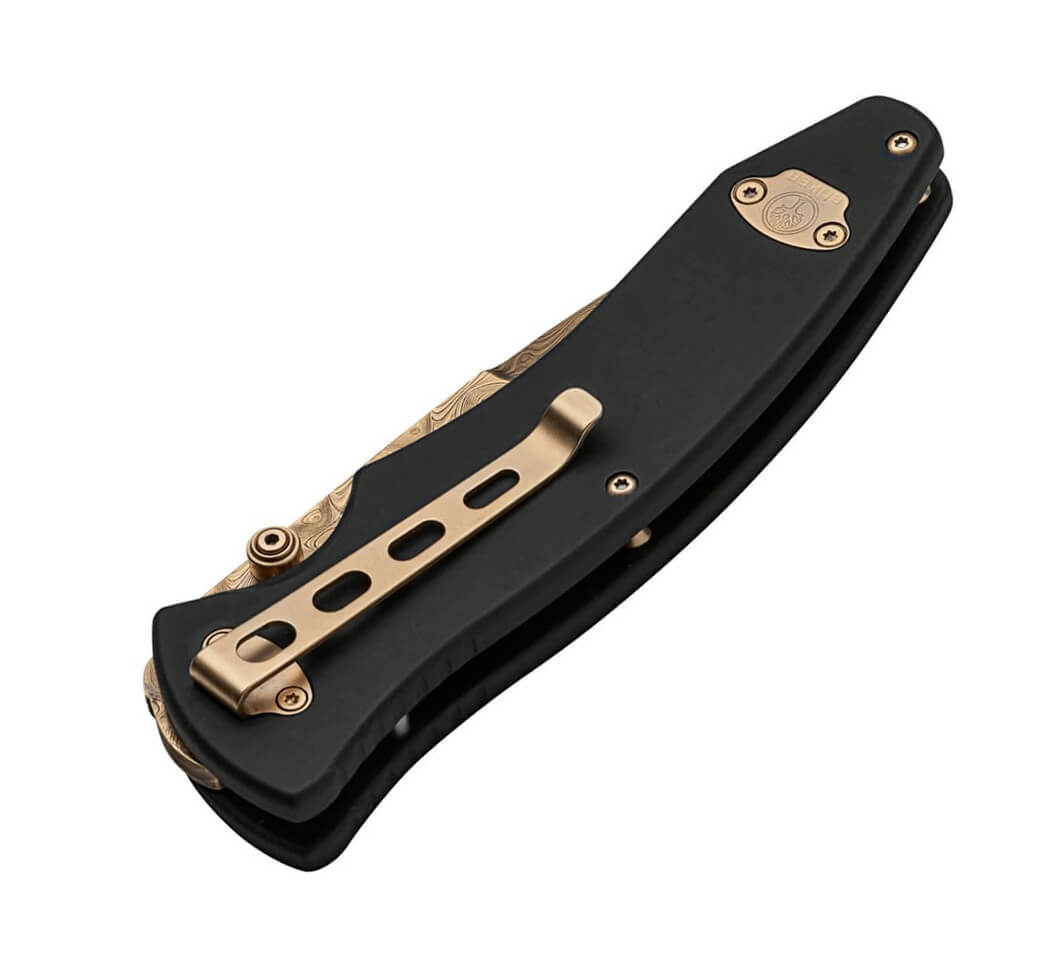 Canivete da coleção Boker Tirpitz-Damast Gold com lâmina de damasco banhado a ouro e cabo de nogueira