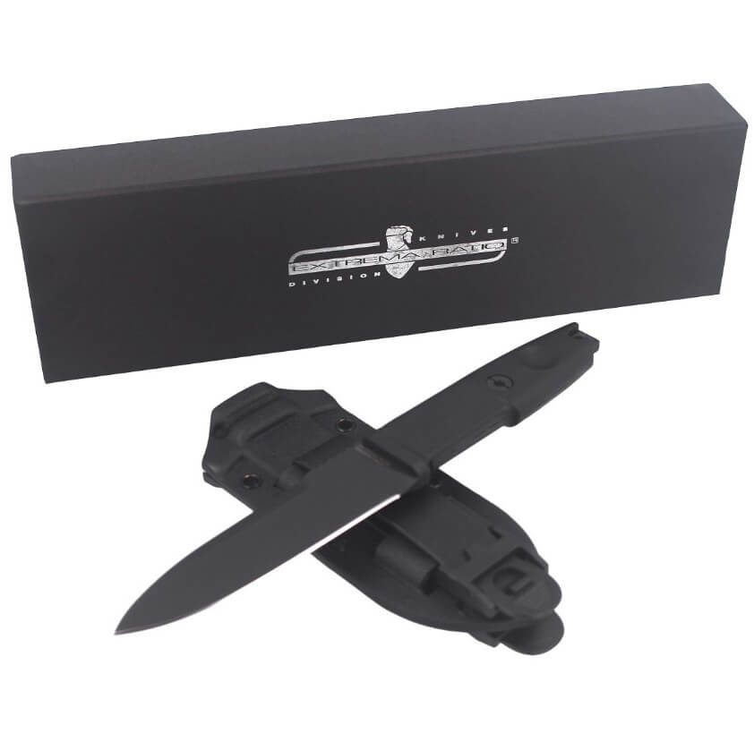 Faca táctica Extrema Ratio Scout 2 Preta com lâmina de 11,8 cm. Com bainha em kydex.