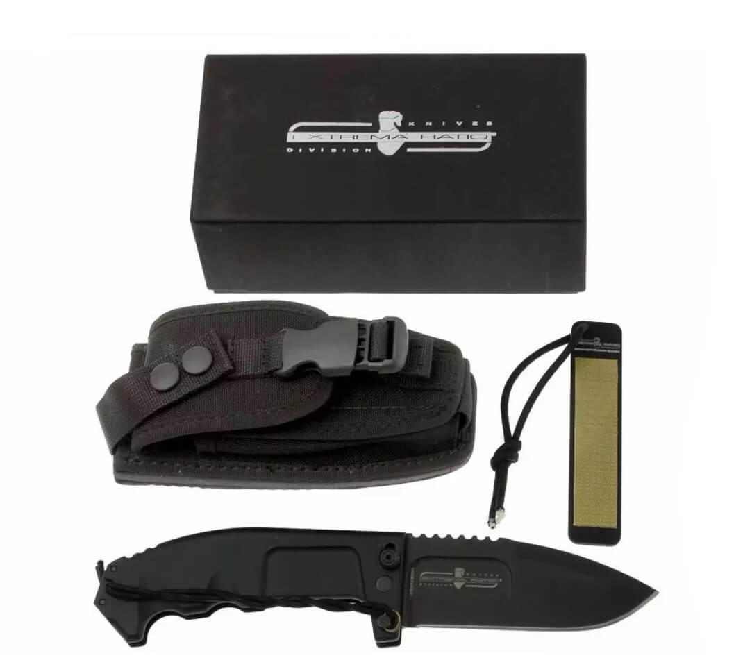 Couteau tactique et de survie RAO II. Lame de 119 mm en acier Böhler. Avec étui et aiguisoir.