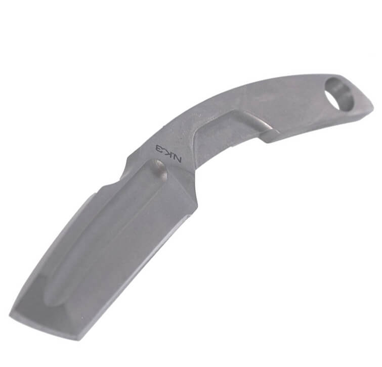 N.K.3 STONE WASHED faca de pescoço da Extrema Ratio. Lâmina de 7 cm e bainha em kydex.