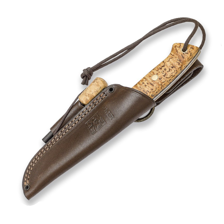 Cuchillo Joker Ranger con mango de madera de abedul rizado. Incluye funda de vaquetilla con pedernal.