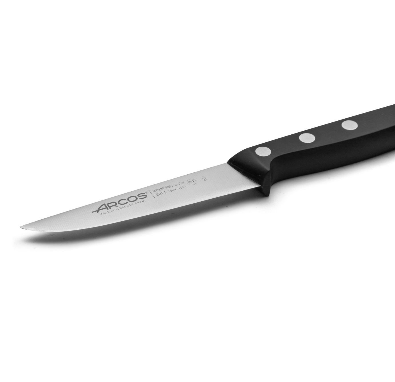 Cuchillo de verduras Arcos Universal con mango de polioximetileno negro y hoja de 100 mm
