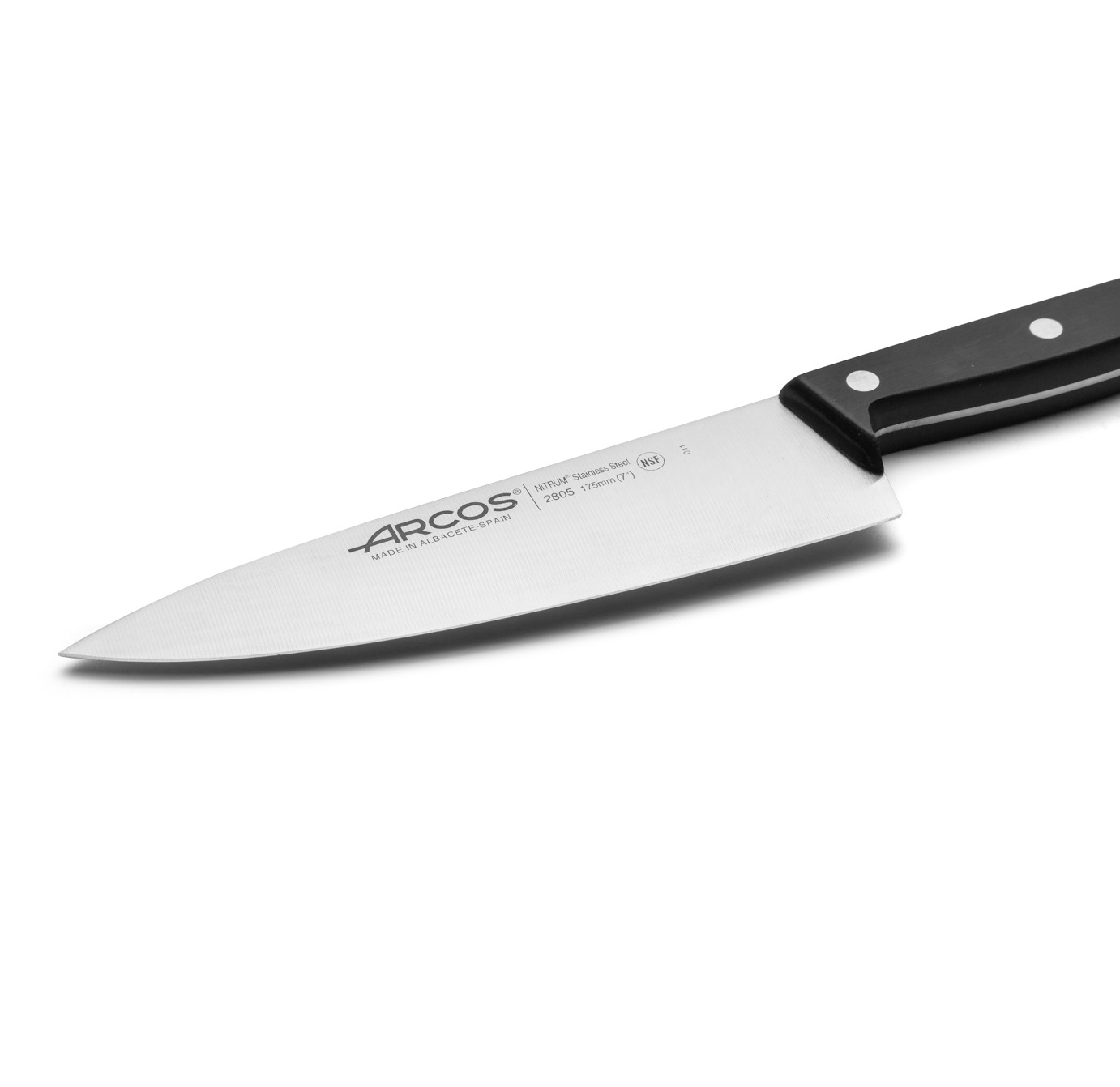 Faca de chef Arcos Universal com cabo em polioximetileno preto e lâmina larga de 175 mm