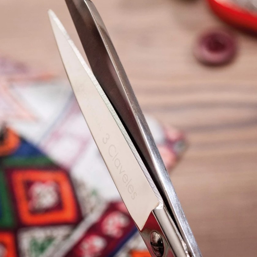 Tesoura de alfaiataria multiuso de 20 cm forjada a quente com cabo 3 Claveles esmaltado vermelho