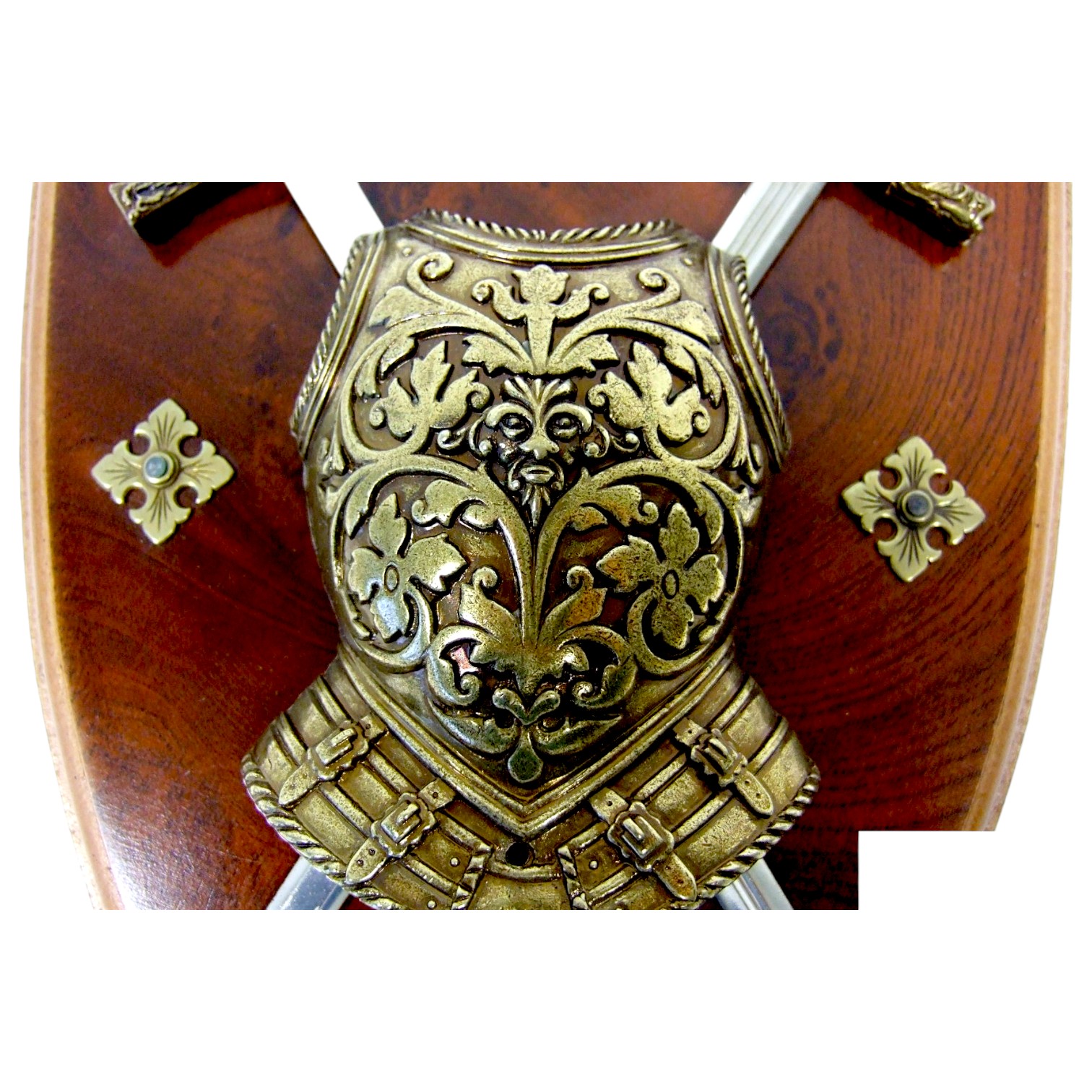 Panóplia com couraça e 2 espadas