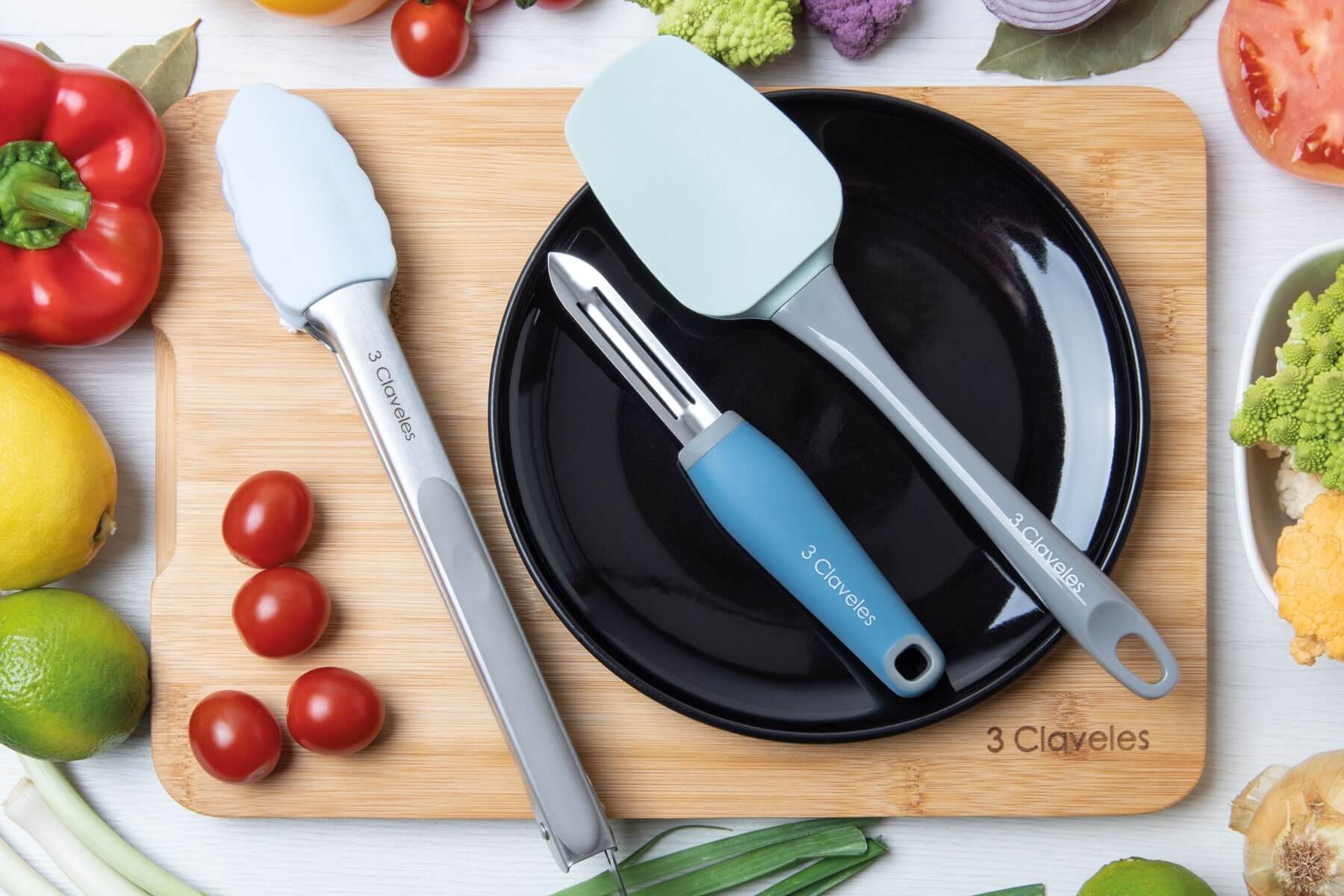 Descascador em aço inoxidável com cabo em TPR e polipropileno, 3 Claveles BPA Free