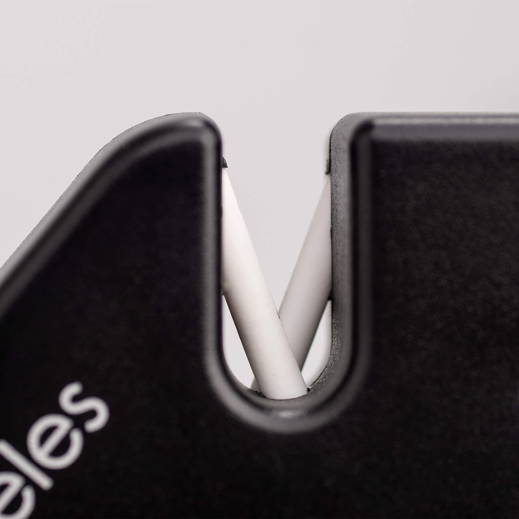 Afilador de cuchillos y tijeras forjadas o tijeras de poda 3 Claveles