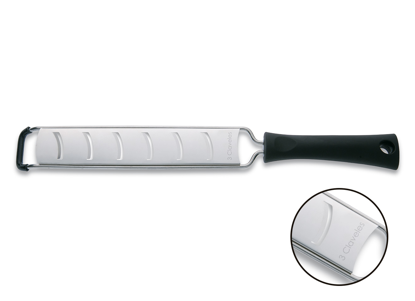 Ralador 3Claveles com lâmina em aço inoxidável e cabo em TPR e polipropileno.