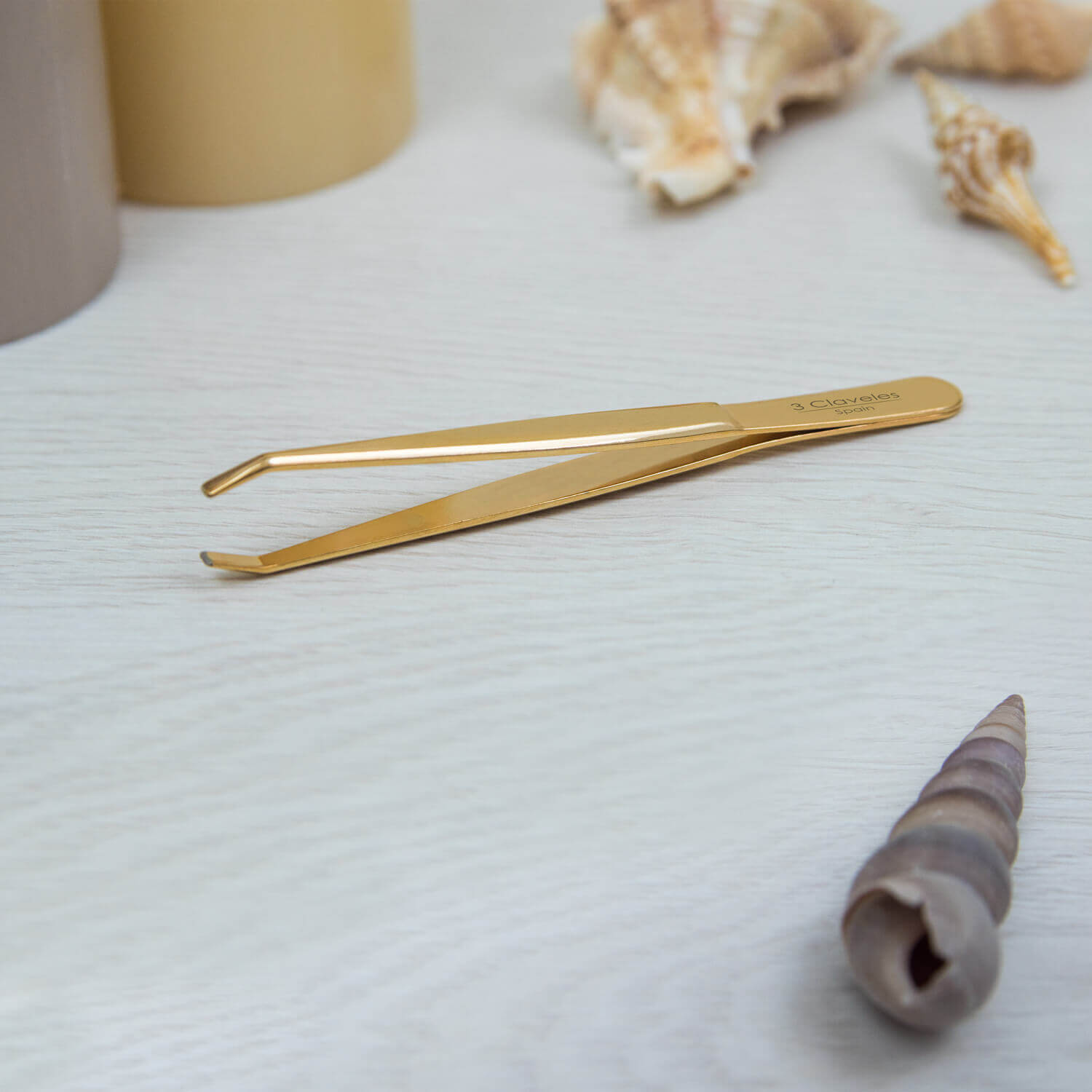 Pinza de depilar oro punta cangrejo 9 cm 3 Claveles