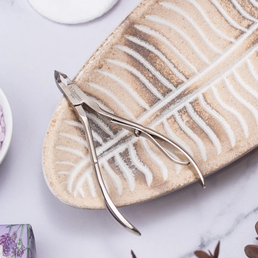 Alicate para cutículas de precisión con 5 mm de corte 3 Claveles