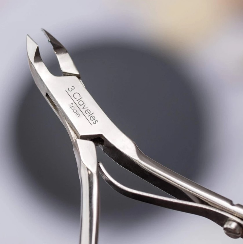 Alicate de cutícula de 10 cm com corte de 5 mm 3 Claveles