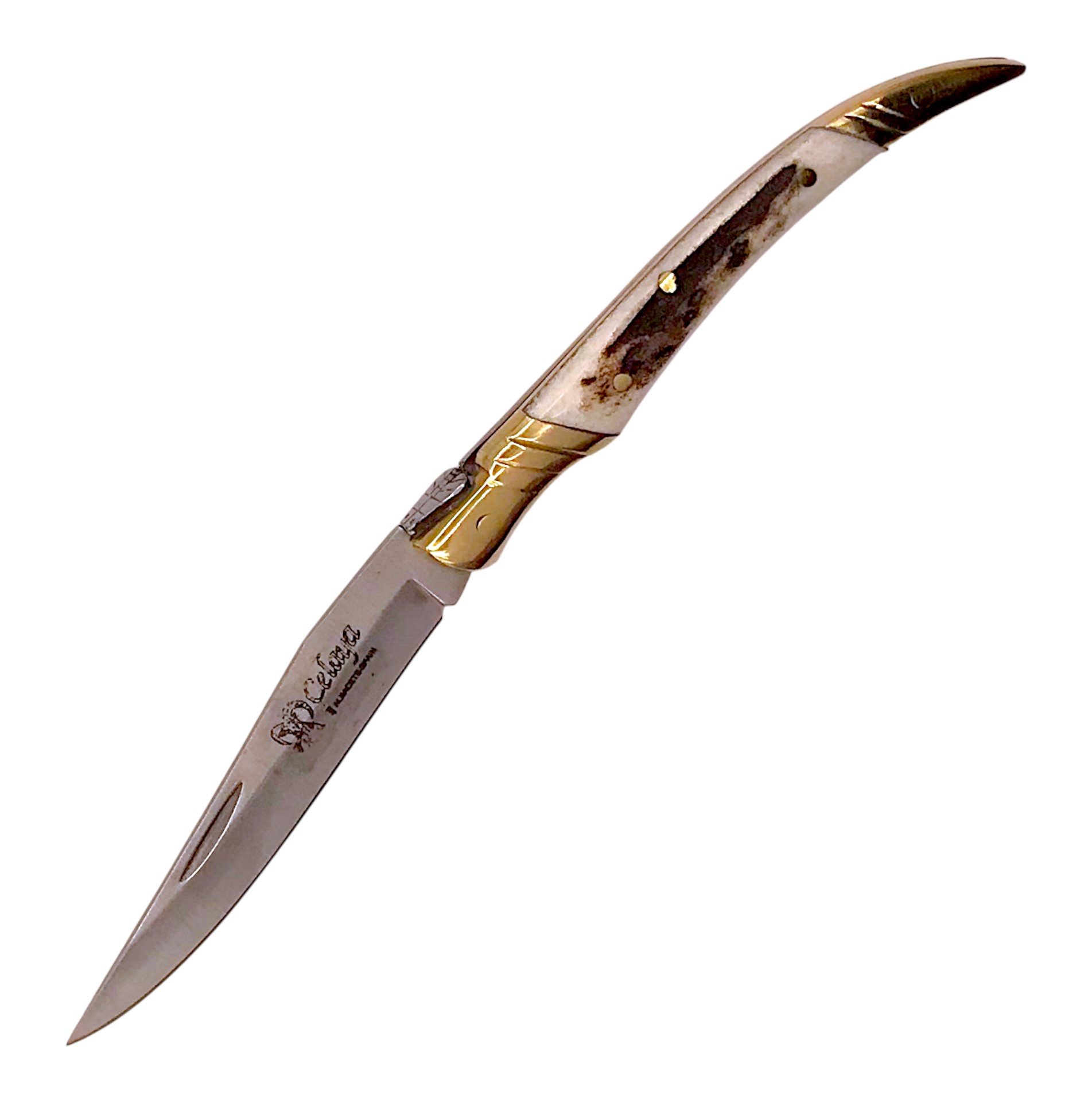 Navaja estilete artesana con mango de asta de ciervo y hoja de 8 cm