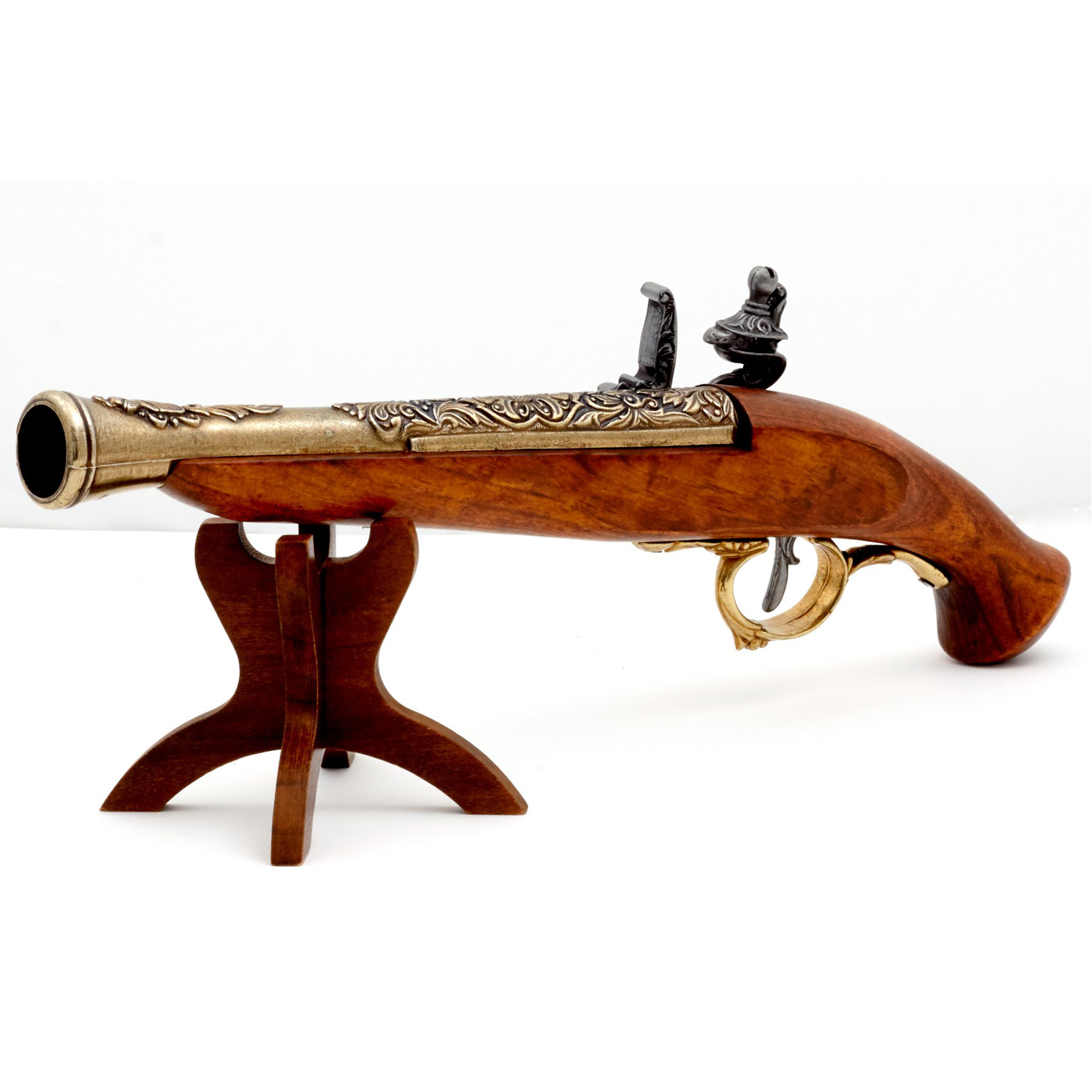 Pistola de chispa madera y metal acabado latón, Alemania siglo XVIII