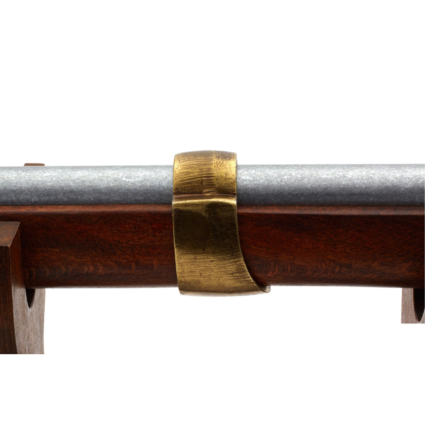 Carabina de pederneira, França 1806, fabricada em madeira e metal com detalhes em latão