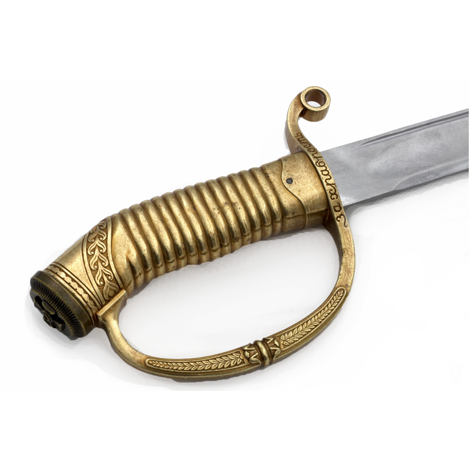 Sable de San Jorge, Rusia 1913, fabricado en metal con funda de plástico forrada