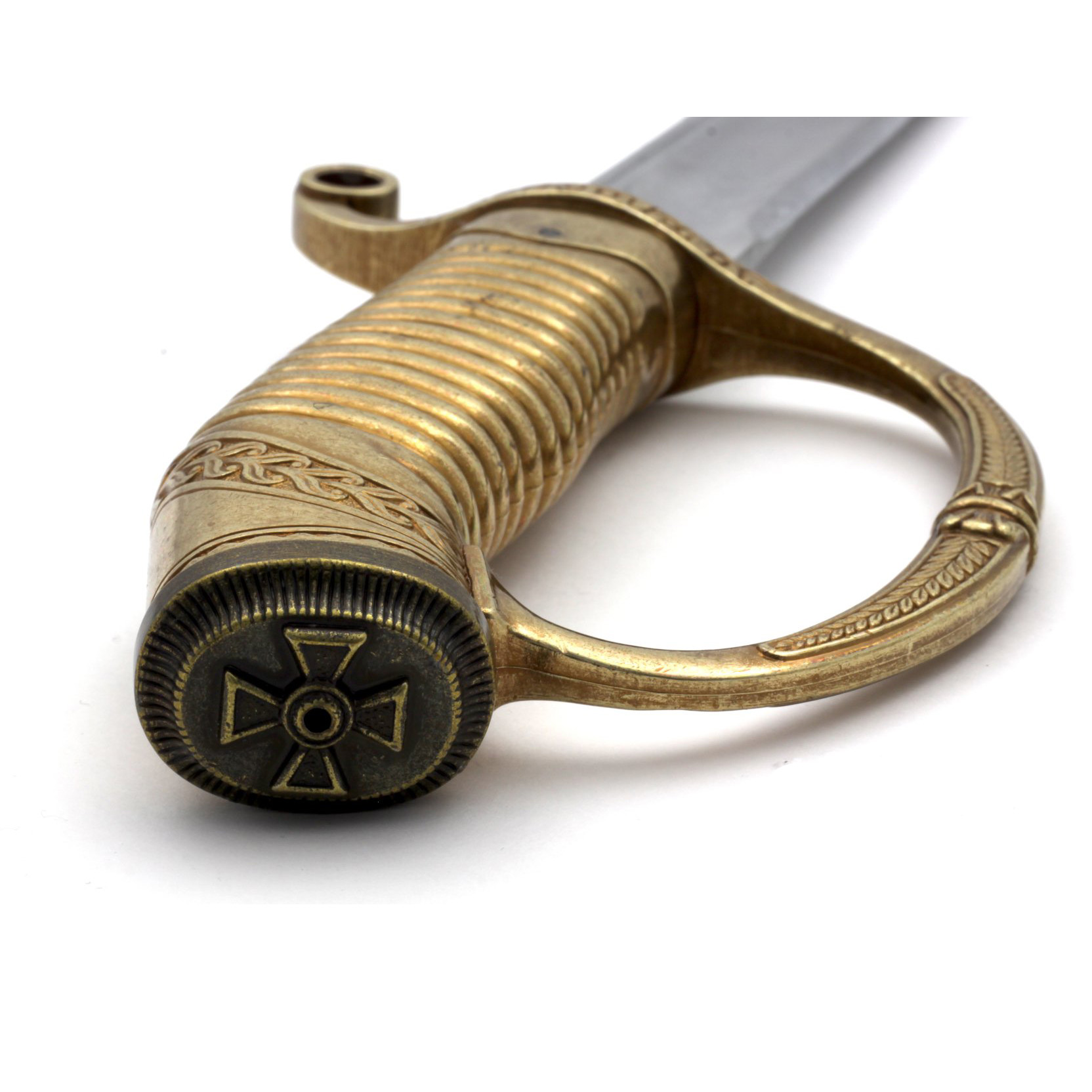 Sable de San Jorge, Rusia 1913, fabricado en metal con funda de plástico forrada